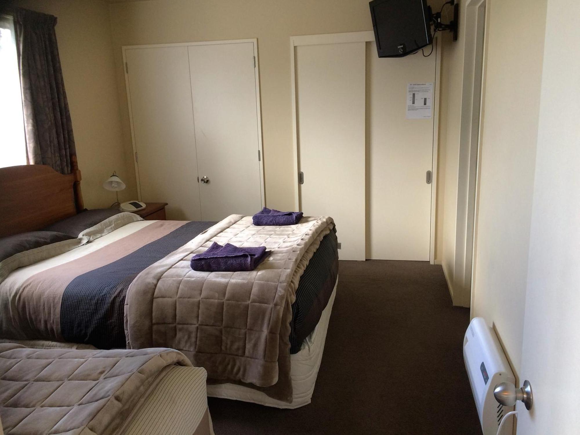 Cedar Chalets And Barkers Lodge Methven Bilik gambar