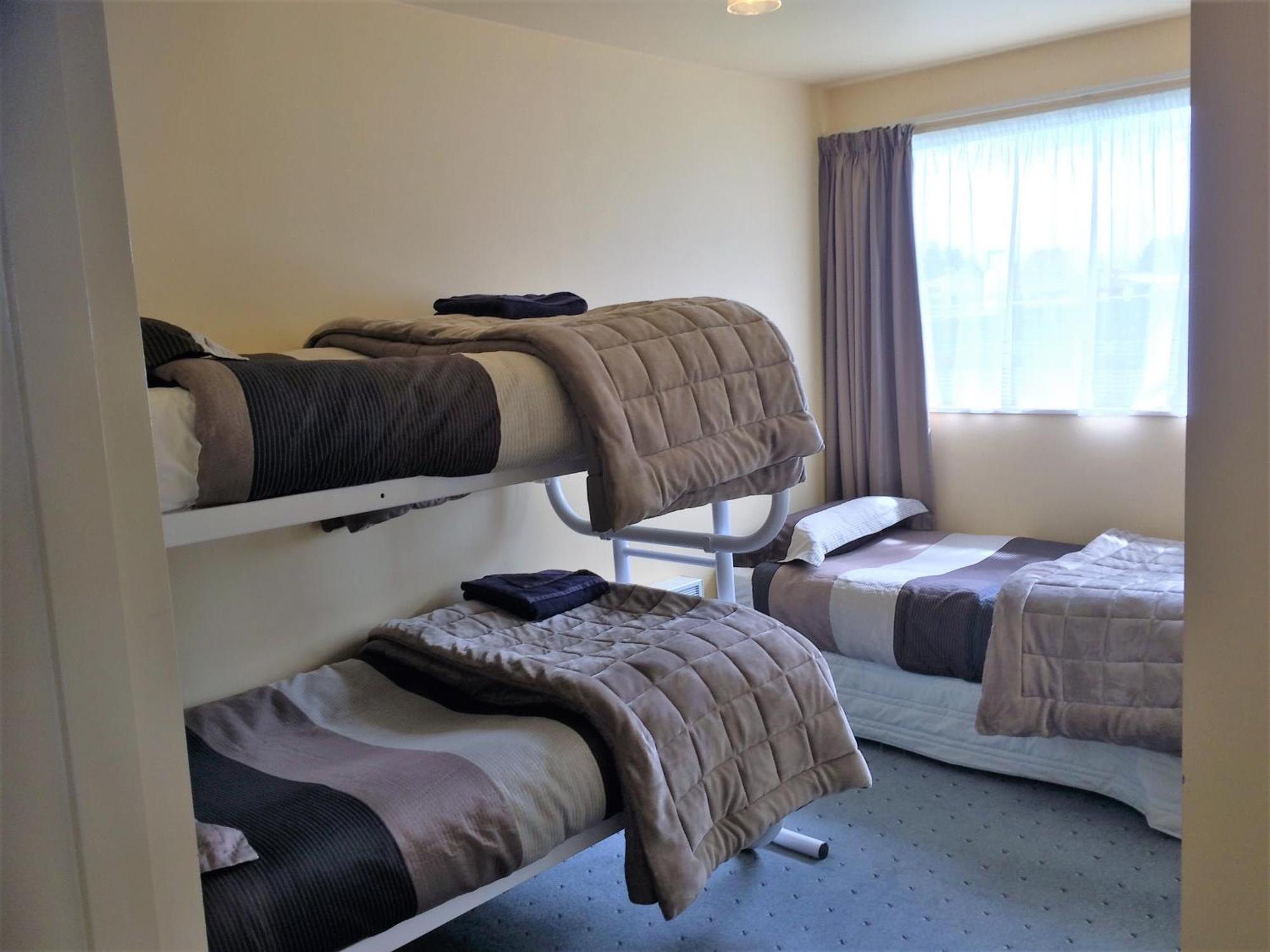 Cedar Chalets And Barkers Lodge Methven Bilik gambar