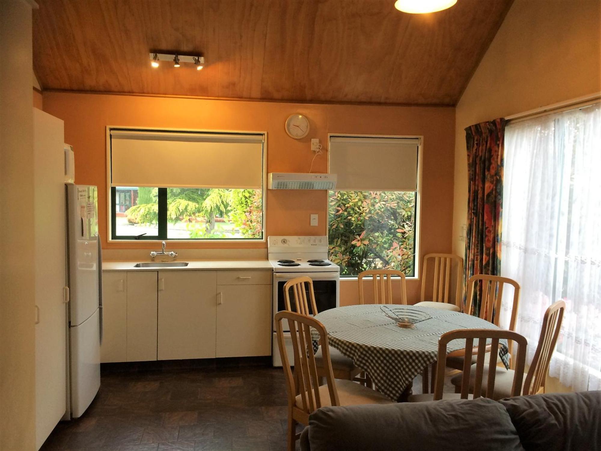 Cedar Chalets And Barkers Lodge Methven Bilik gambar