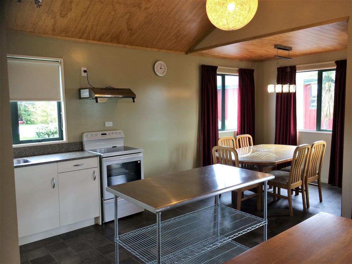 Cedar Chalets And Barkers Lodge Methven Luaran gambar